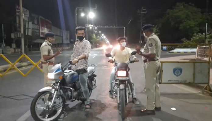 night-curfew-jamnagar