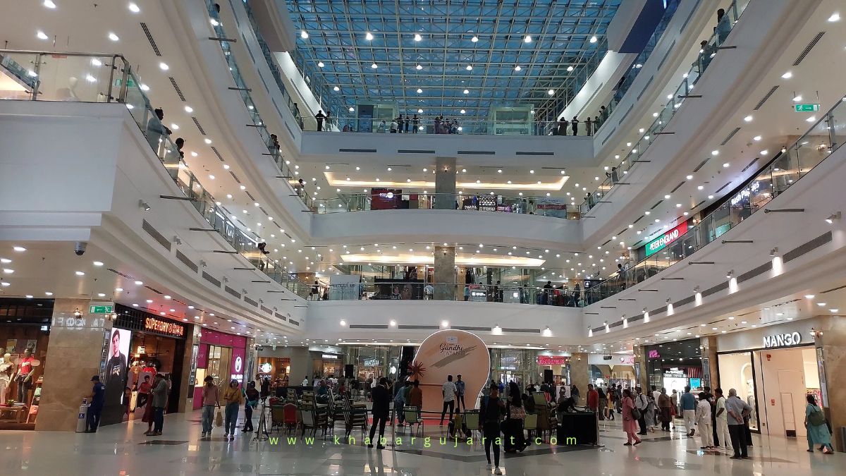 Lulu International Mall (Kochi) 06